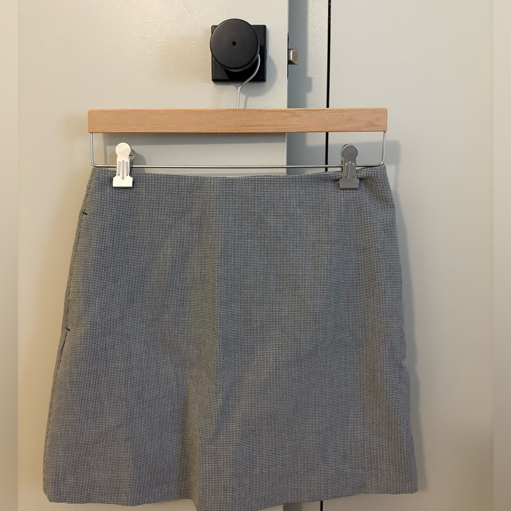 Aritzia Wilfred - Black and White Checkered Mini Skirt
